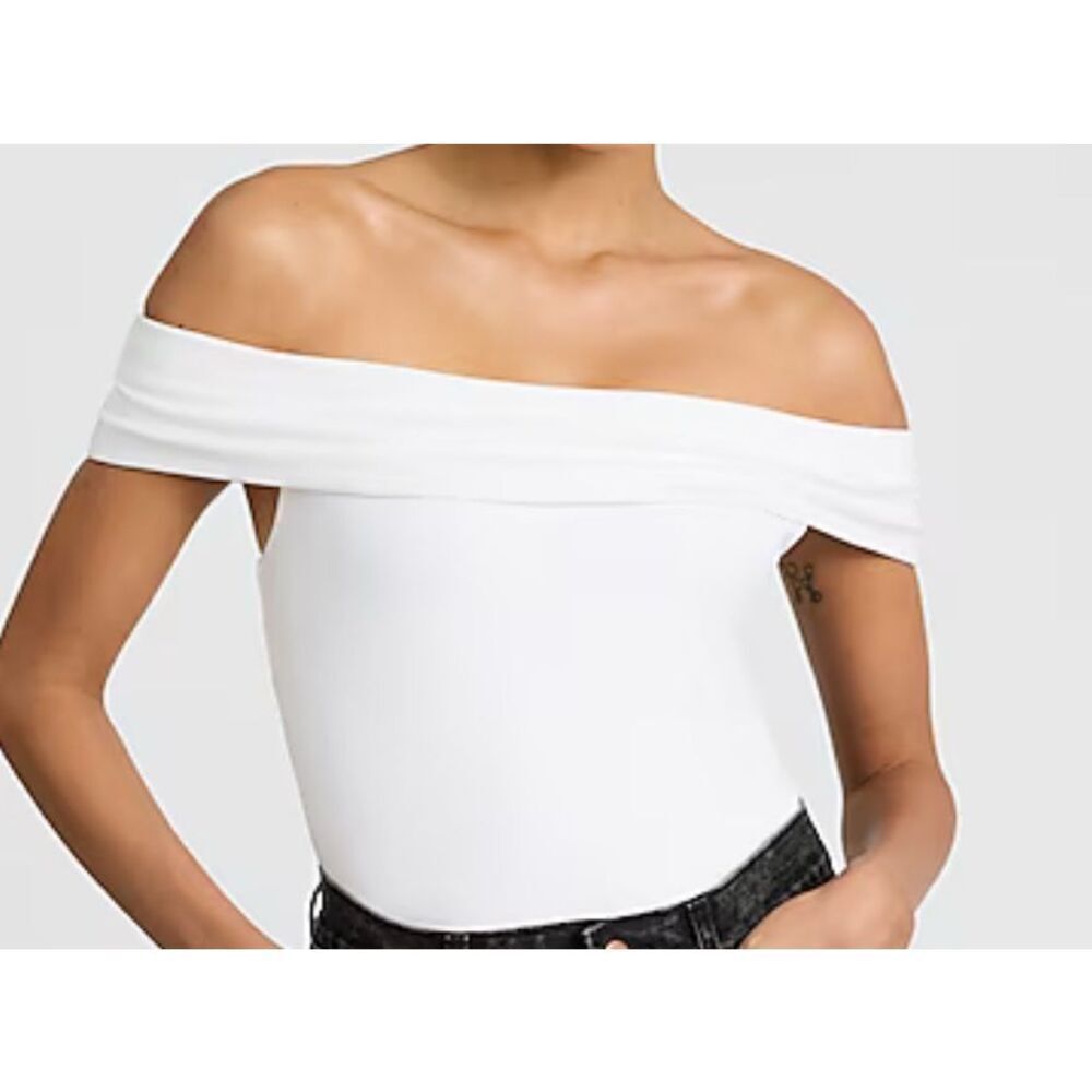 Express Body Contour Off The Shoulder Stretchy Top Cream Off White Size XS